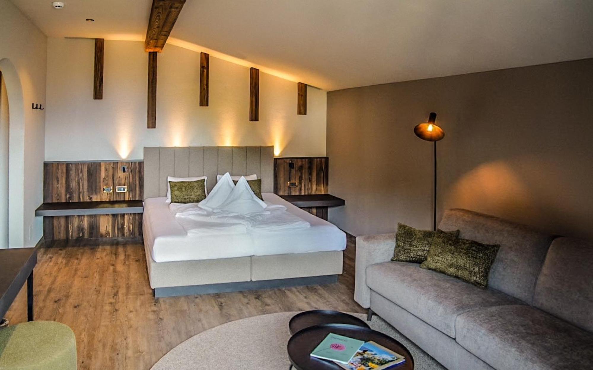 Alpwellhotel Burggraefler Tesimo Esterno foto